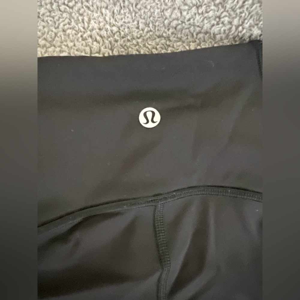 Lululemon capri leggings size 6 black